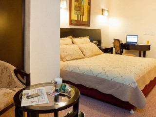 Avis Hotel By Ws Hotels