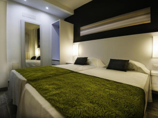Kn Aparthotel Columbus