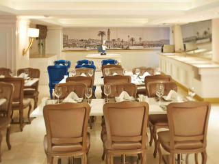 DOUBLETREE BY HILTON IZMIR ALSANCAK