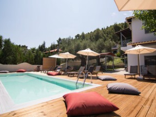 Casa Luxury Suites