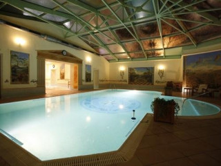 HOTEL INTERNATIONAL