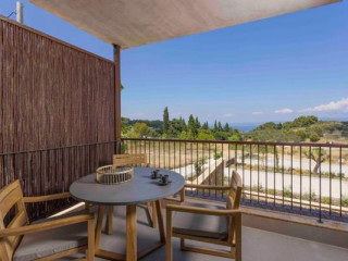 Pnoes Luxury Suites