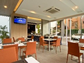 AMBER SUKHUMVIT 85