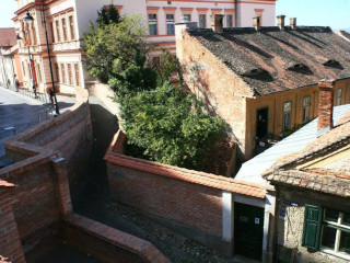SMART HOSTEL