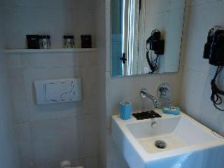 GABBEACH HOTEL