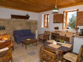 EVELEOS COUNTRY HOUSE ( 36 KM FROM LARNACA )