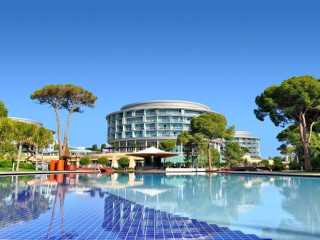 CALISTA LUXURY RESORT
