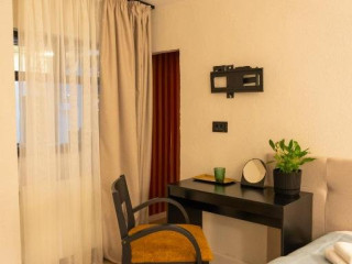 Epic Rooms