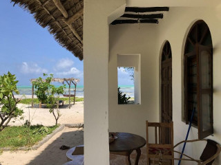 Blue Earth Beach Bungalows