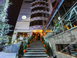 Hotel Dorna