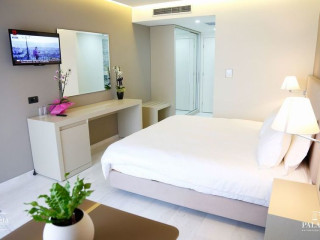 PARQUE DEL SOL APARTMENTS
