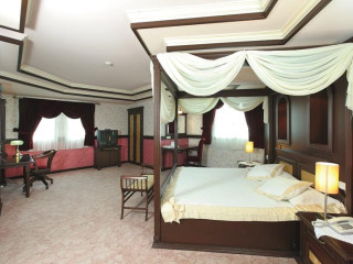 GRAND CETTIA HOTEL