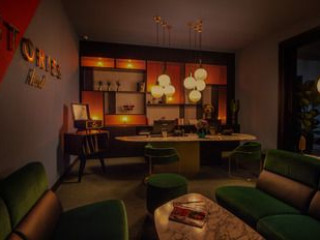 STORIES BOUTIQUE HOTEL