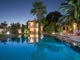 Aeolos Boutique Hotel & Suites
