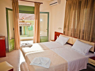 Aselinos Suites