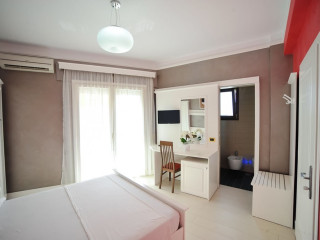 Iliria Internacional Hotel