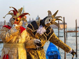 CITY BREAK CARNAVALUL DE LA VENETIA - MILANO - GRUP AVION 4 ZILE