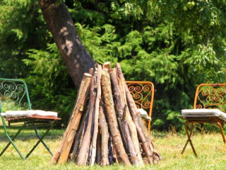 Dobrica Hunting Lodge