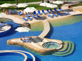 BAIA CRYSTAL BEACH & SPA RESORT