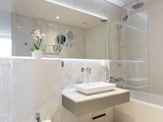 NORTH STAR CONTINENTAL RESORT