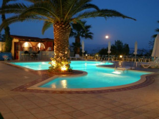 Tolon Holidays Hotel