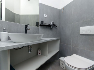 ROOMS CHIC