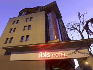 IBIS BUDAPEST HEROES SQUARE