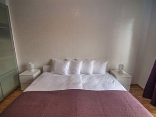 CORVIN CENTER SUITES