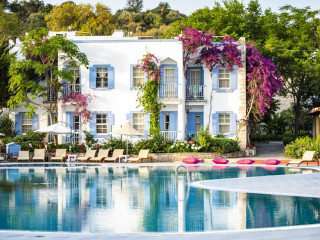 HISTORICAL MUSEUM RESORT