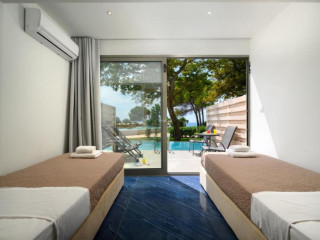 Ninos Grand Beach Hotel  Resort