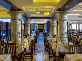 Mirage Bay Resort amp; Aquapark