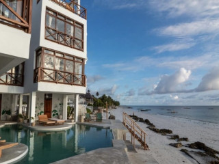 Pili Pili House