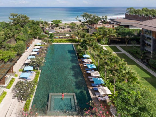 Indigo Bali Seminyak beach