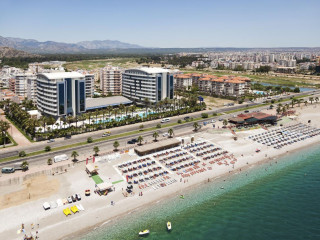 PORTO BELLO HOTEL RESORT & SPA
