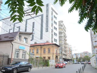 Uptown Residence