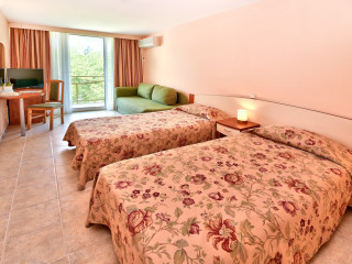 Malibu (Albena) 4*