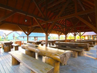Green Dolphin (Complex Green Village)