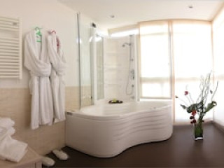 Best Western Globus Hotel