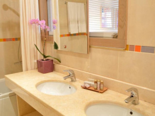 Flamingo Grand Hotel amp; Spa