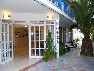 Iraklitsa Beach Hotel