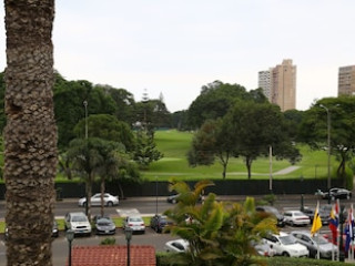 COUNTRY CLUB LIMA