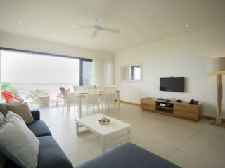 VILLASUN SEAFRONT APARTMENT AT CAP OUEST