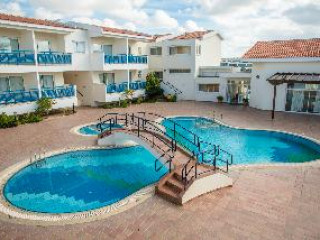 CYNTHIANA BEACH HOTEL