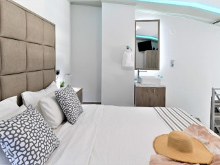 Danaos Beach Apartments