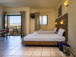 Dias Hotel & Apartments
