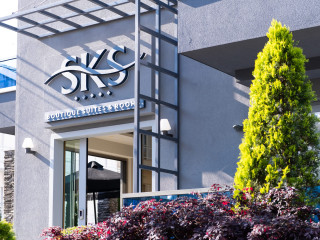 SKS Luxury Suites  Rooms