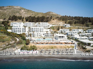 Dimitra Beach Hotel & Suites