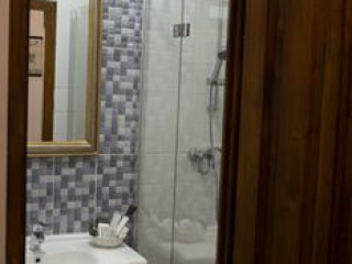 TASCHLER HAUS BOUTIQUE