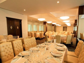 REDIU HOTEL AND RESTAURANT