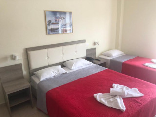 PETROU HOTEL APARTMENTS